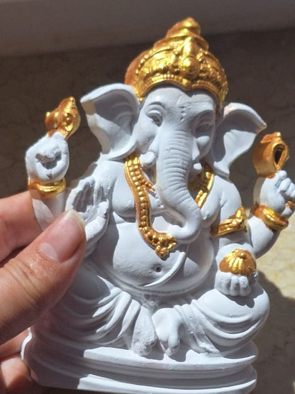Handmade Shri Ganesha Statue – White & Gold
