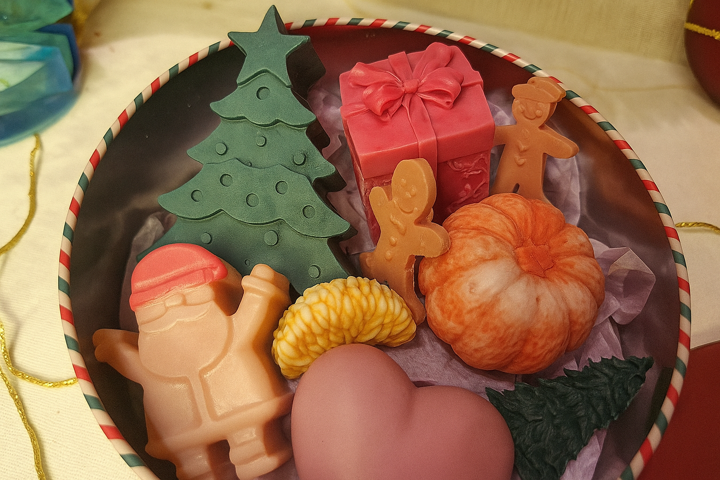 Deko-Seifenset „Weihnachtsfest – Handgemacht, Schoko-Beeren-Duft, Geschenkidee