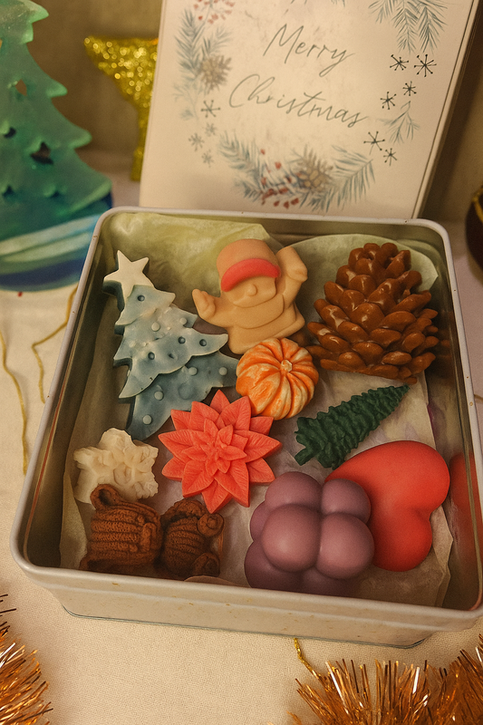 Deko-Seifenset „Weihnachtsmärchen“ – Handgemacht, Schoko-Beeren-Duft, Weihnachten