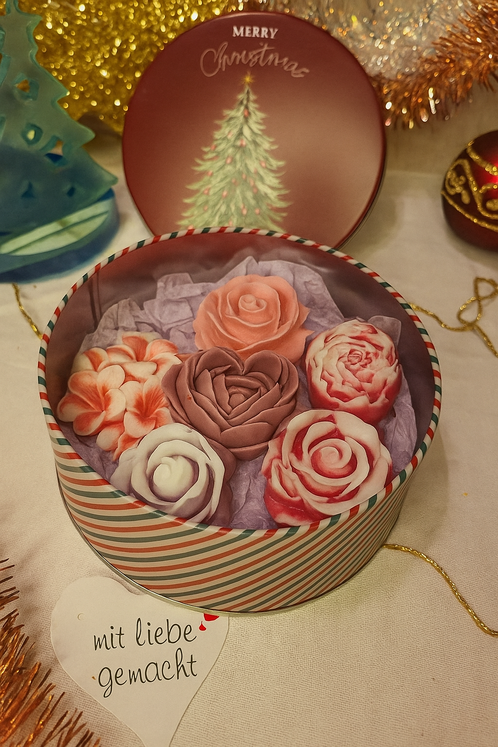 Deko-Seifenset „Tanz der Blumen"– Handgemacht, Floral, Vanilleduft, Geschenkidee