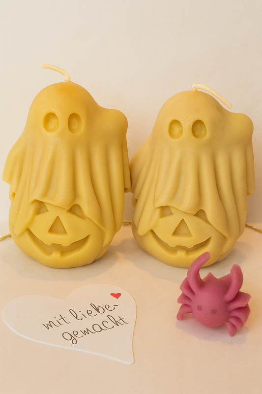 Fröhliche Geister auf Kürbissen (Duo)