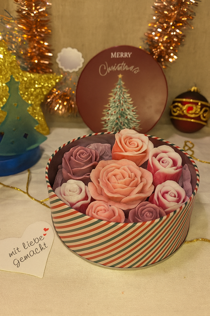 Handgemachtes Dekor-Seifenset „Elegante Rosen“ – Duftseife im Geschenkdesign