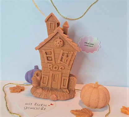 Kerze „Haunted House“ – Handgemacht, Halloween Deko, Naturwachs