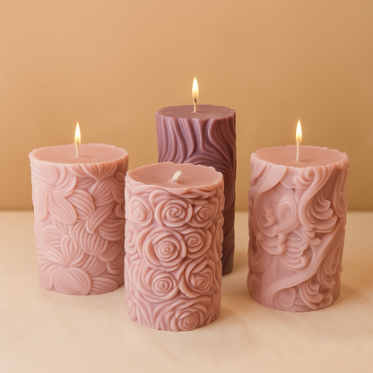 Handgefertigte Kerze „Winterwellen“ – Lila – 10 cm | Elegante Advent- & Weihnachtskerze