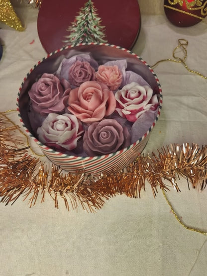 Handgemachtes Dekor-Seifenset „Elegante Rosen“ – Duftseife im Geschenkdesign