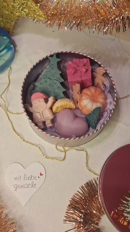 Deko-Seifenset „Weihnachtsfest – Handgemacht, Schoko-Beeren-Duft, Geschenkidee