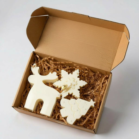 Geschenkset „Winter Trio“ – Rentier, Schneeflocke & Tannenbaum aus Sojawachs | Handgemacht