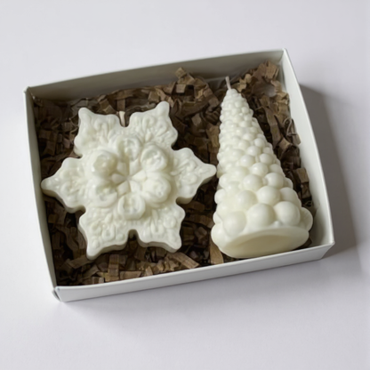 Geschenkset „Winterduett“ – Schneeflocke & Weihnachtsbaum aus Sojawachs | Handgemacht